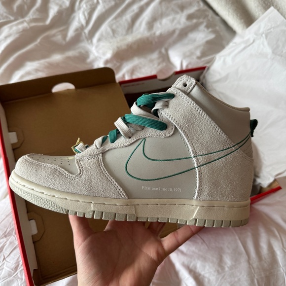 Nike Dunk- women 7.5 kids 6 - Picture 4 of 7